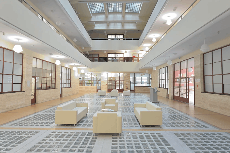 Poliklinika Bezručova