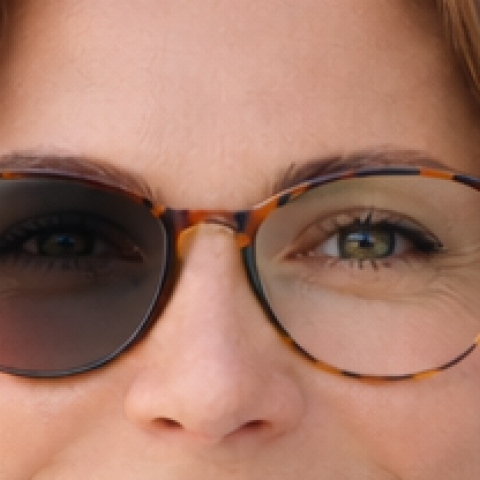 samozafarbovacie sklá 